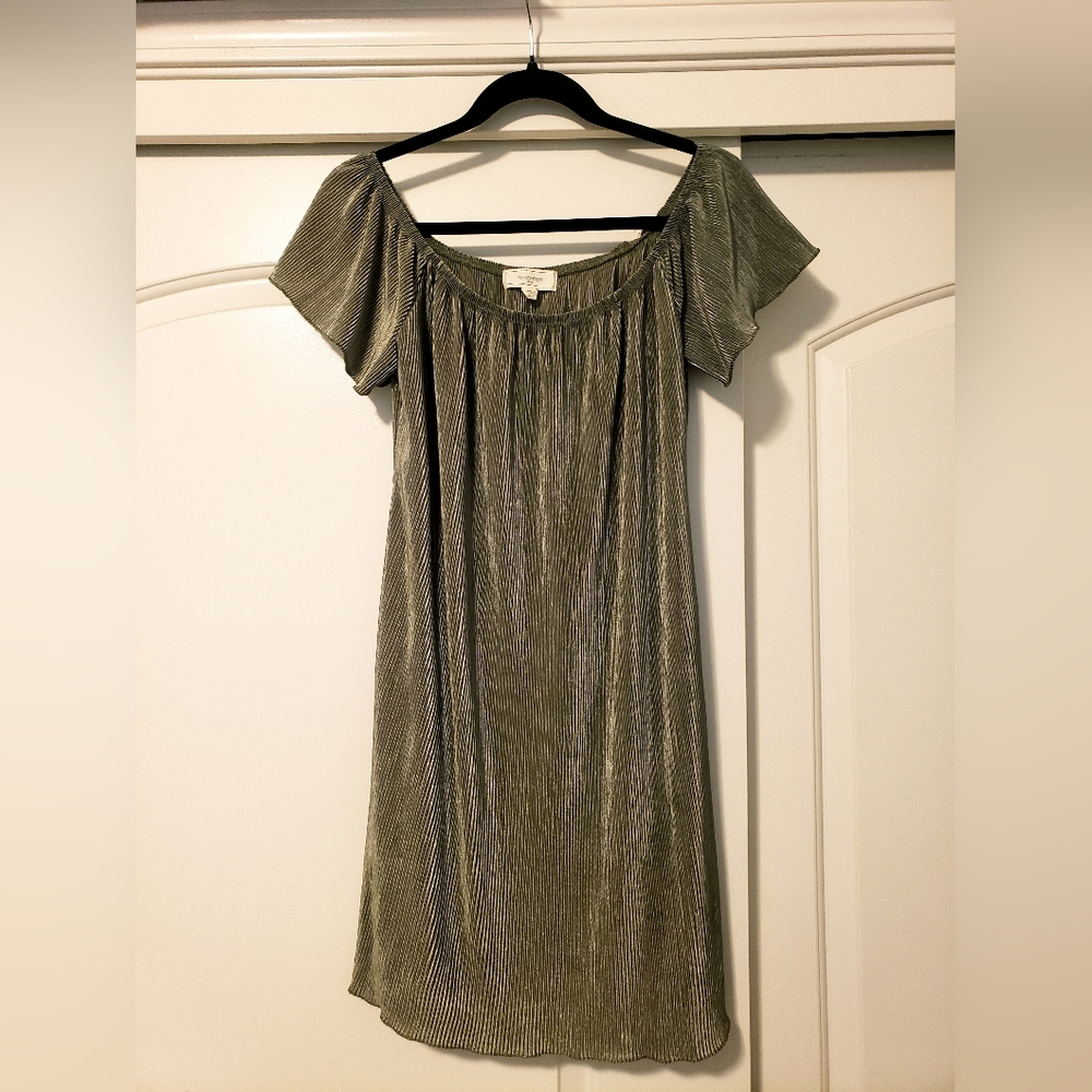 shimmer pleated babydoll dress size medium